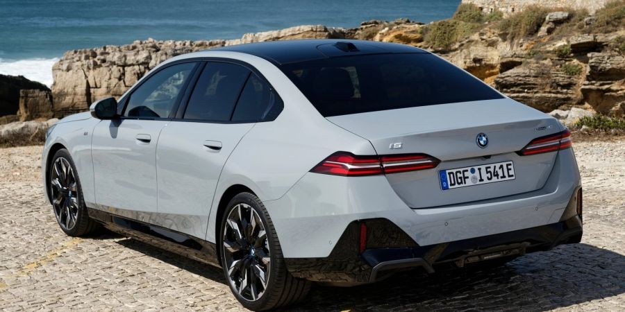 BMW i5