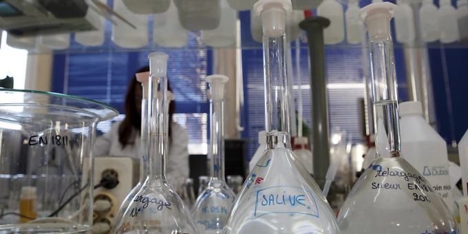 50 Produkte - Kantone ziehen ätherische Öle und Raumdüfte aus Verkehr