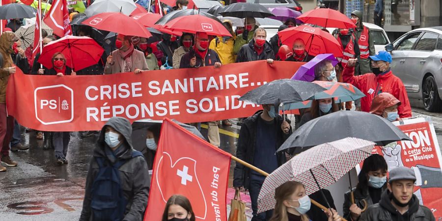 Dies wollten sich die Genfer Gewerkschaften 2020 nicht verbieten lassen: den 1.-Mai-Umzug durch die Rhonestadt. (Archivbild vom 1. Mai 2021)