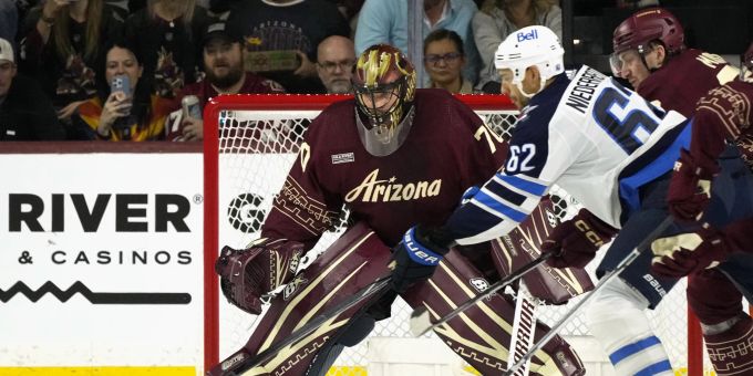 Nino Niederreiter überzeugt in der NHL mit drei Treffern. NHL