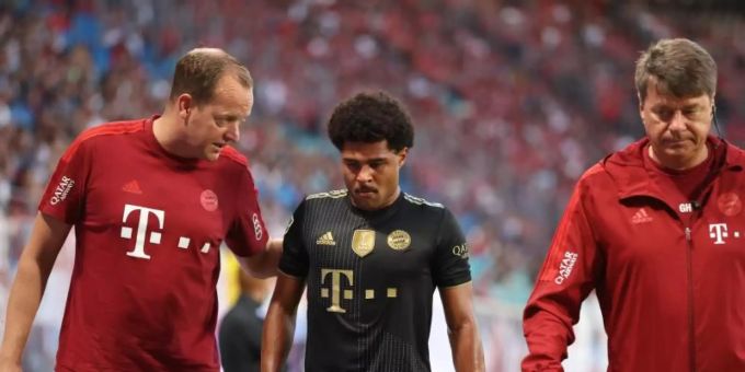 Nach Sieg in Leipzig - Bayern-Stars Gnabry und Lewandowski verletzt