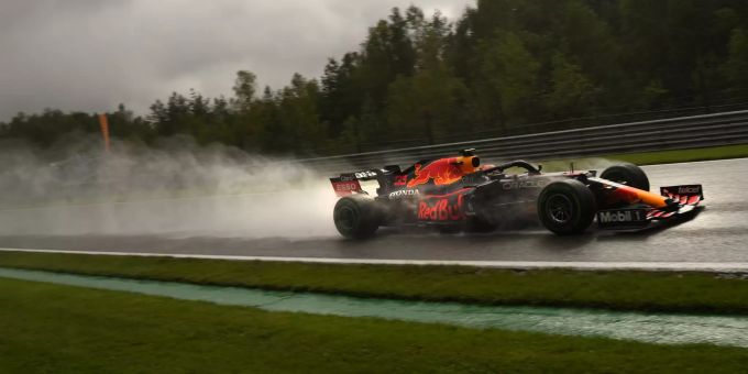 Der starke Regen sorgte beim Belgien-GP der Formel 1 für einen Abbruch. Formel 1 Spa-Francorchamps Regen
