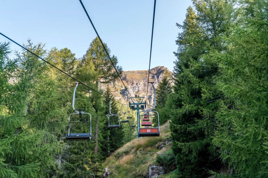 Aufgepasst: Im Sommer fährt das romantische Sesseli täglich, ab dem 1. September jedoch nur samstags und sonntags.