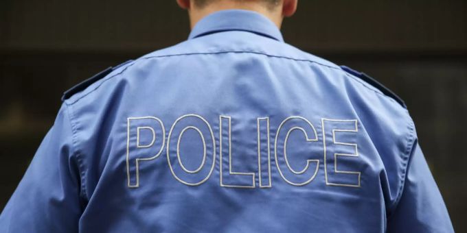 Luzern LU - Polizei zieht Autoposer aus Verkehr