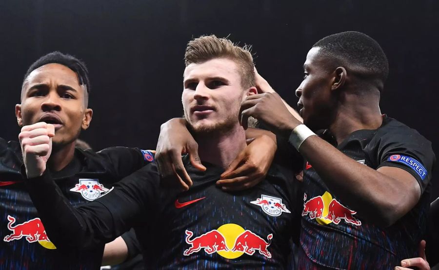 Zwei Jahre später wechselt er zu RB Leipzig.