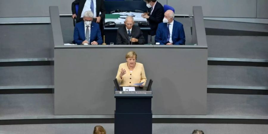 Merkel im Bundestag