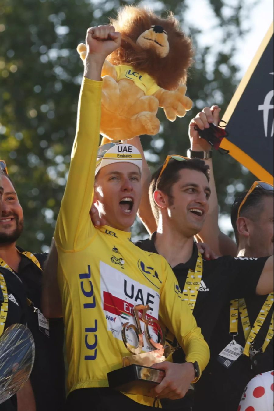 Der Slowene gewinnt die Tour de France mit über fünf Minuten Vorsprung.