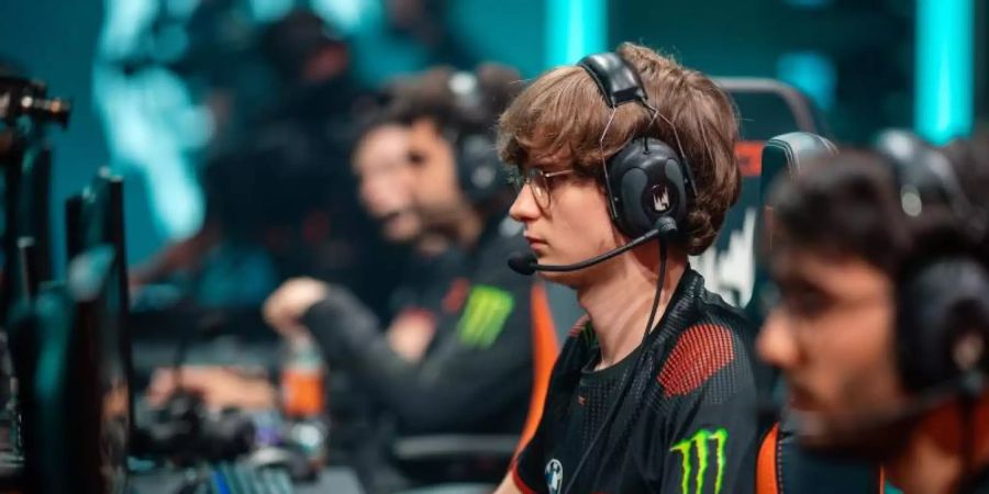 Der Deutsche Elias «Upset» Lipp von Fnatic wurde zum wichtigsten Spieler der Partie gegen Team Vitality gewählt. (Archivbild). Foto: Riot Games/dpa