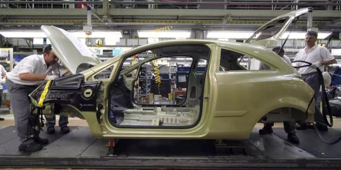 Die deutsche Autoproduktion ist in den letzten Monaten massiv zurückgegangen. (Symbolbild) ifo Institut für Wirtschaftsforschung