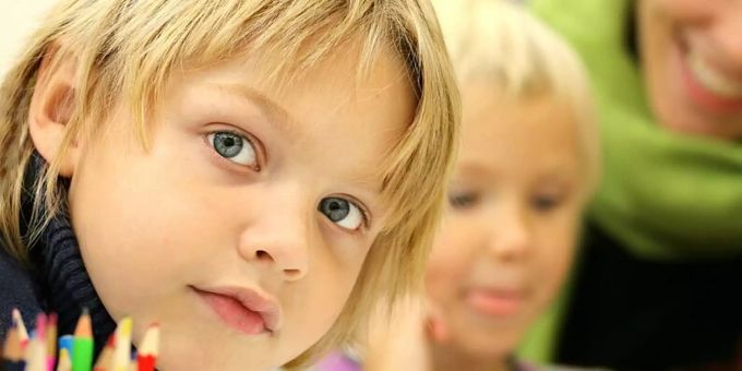 Schulkinder Schulkinder