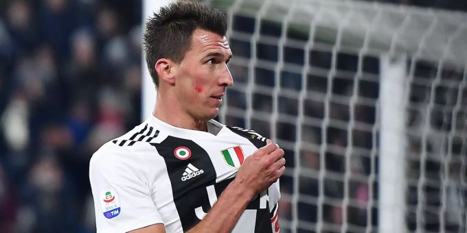 Nicht eingeladen - Mario Mandzukic durfte nicht an Juve-Weihnachtsfeier