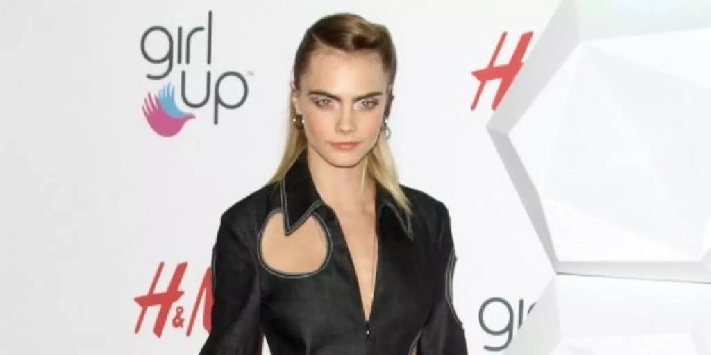 Cara Delevingne hielt Homosexualität für eine Krankheit