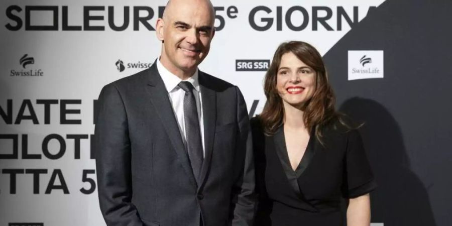 Bundesrat Alain Berset und die neue Direktorin Anita Hugi bei der Eröffnung der 55. Solothurner Filmtage.