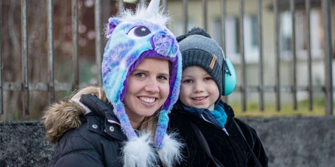 vl: Angelika Märki mit ihrem Sohn