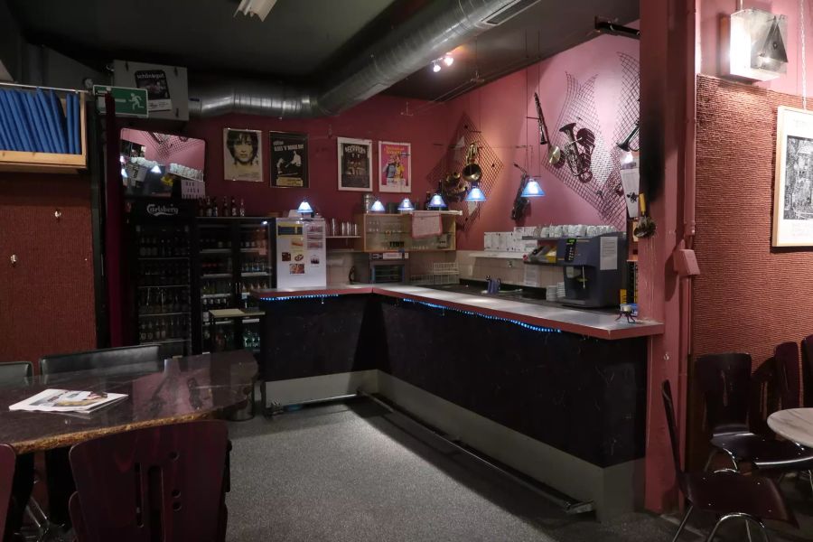 Die Bar der Alten Moschti