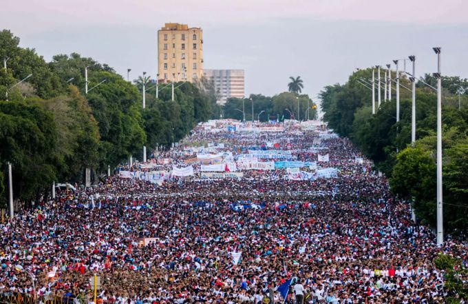 Kundgebung zum Tag der Arbeit in Havanna. Die sozialistische Regierung Kubas setzt wegen der Corona-Krise die traditionelle Parade zum 1. Mai aus. 1. Mai auf Kuba
