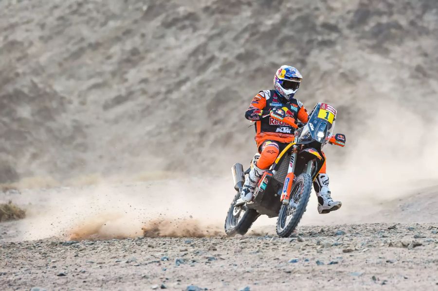 Der entthronte Gesamtsieger Toby Price schafft es als bester KTM-Pilot immerhin auf den dritten Platz.