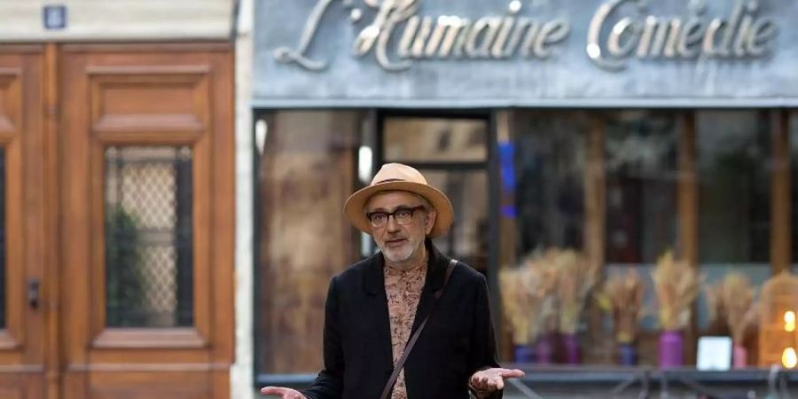 Der Regisseur Elia Suleiman ist in seinem Film «Vom Giessen des Zitronenbaums» selbst vor der Kamera zu sehen. Foto: -/Neue Visionen Filmverleih/dpa