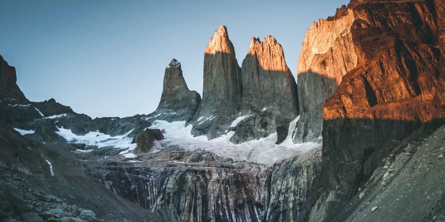 Berg Felsen Torres del Paine Granit