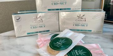 Cannabis Cookies und Tüten