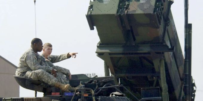 US-Soldaten vor Patriot-System US-Soldaten vor Patriot-System