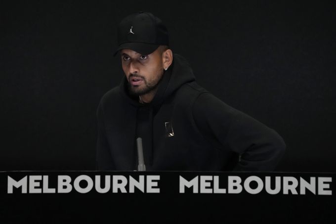 Während einer Pressekonferenz verkündet Nick Kyrgios seinen Rückzug von den Australian Open. Australian Open Tennis