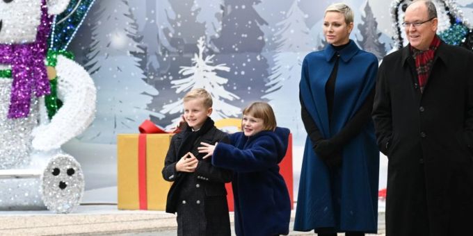 Die Fürsten-Familie bei einer jährlichen Weihnachts-Zeremonie in Monaco. monacco
