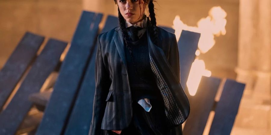 Wednesday Addams (Jenna Ortega) begeistert die Mode-Fans mit ihrem Style.