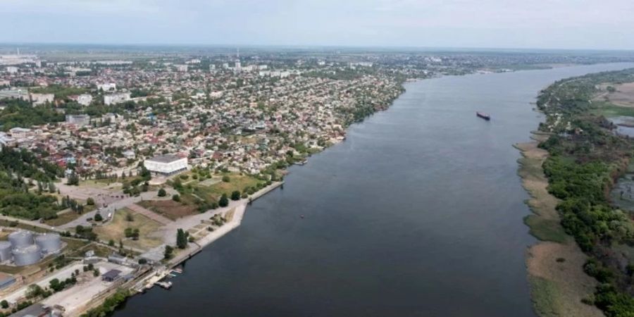 Am 12. November zogen sich die Russen über den Fluss Dnipro zurück.