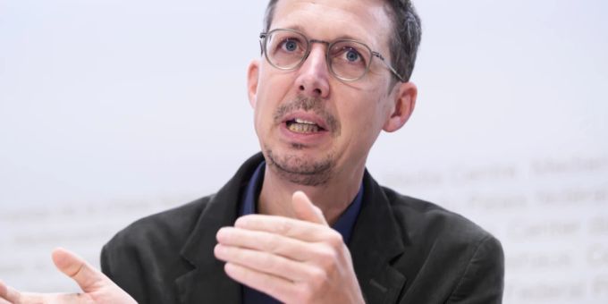 Der Politgeograf Michael Hermann, Geschäftsführer des Forschungsinstituts Sotomo, ist nicht der Meinung, dass die Städter die Randregionen dominieren. (Archivbild) Der Politgeograf Michael Hermann, Geschäftsführer des Forschungsinstituts Sotomo, ist nicht der Meinung, dass die Städter die Randregionen dominieren. (Archivbild)
