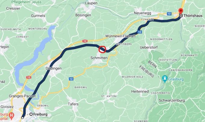 Die Fahrt von Freiburg nach Schmitten ist teurer als die Fahrt von Freiburg nach Thörishaus.