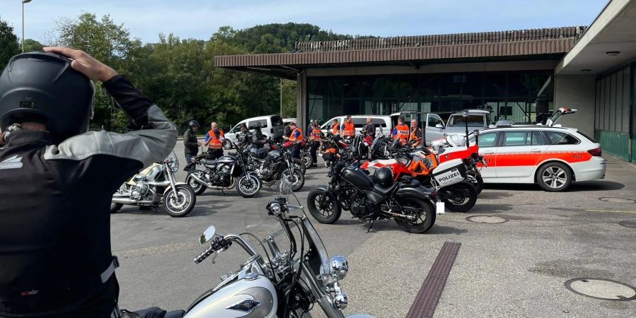 Motorräder überprüft