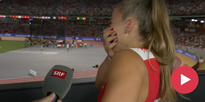 Stabhochspringerin - Moser erfährt im TV-Interview von Olympia-Quali