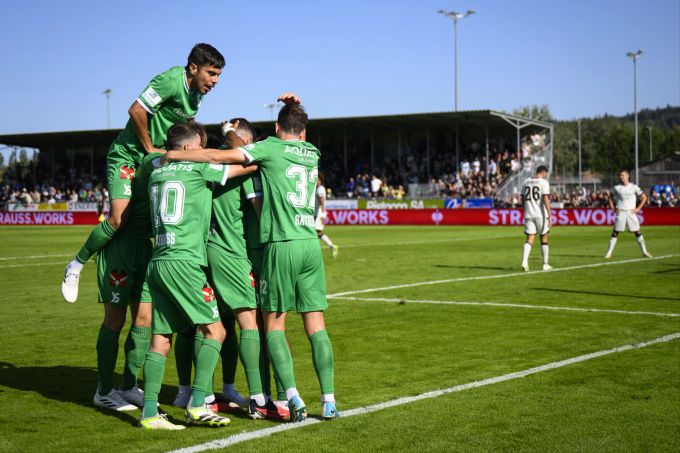 Vor allem defensiv lässt der FCB noch viel zu wünschen übrig. Yverdon FCB Super League