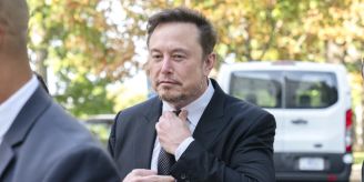 Musk, Gates & Co. - Tech-Chefs beraten mit US-Senatoren über KI-Regeln Musk, Gates & Co. - Tech-Chefs beraten mit US-Senatoren über KI-Regeln