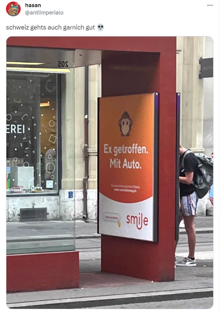 Ein X-User ärgert sich über die Werbekampagne der Versicherung Smile.
