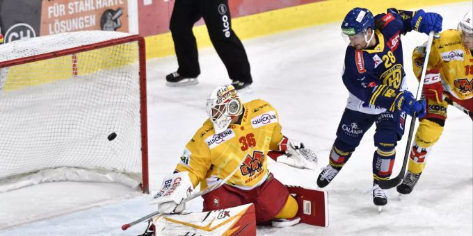 Der HC Davos feiert einen klaren Sieg gegen den EHC Biel HC Davos EHC Biel