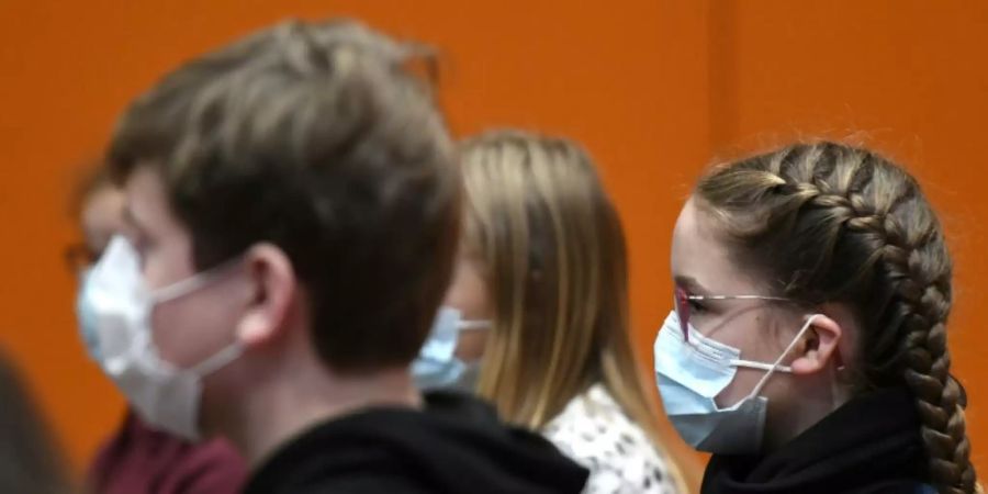 Schulkinder mit Maske in Dorsten