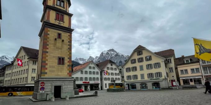 Rathausplatz Altdorf. Rathausplatz Altdorf.