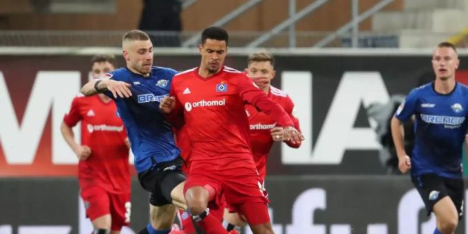 Ein Tor von Felix Platte (l) reichte Paderborn letztlich doch nicht zu einem Punkt gegen den HSV. Foto: Friso Gentsch/dpa Ein Tor von Felix Platte (l) reichte Paderborn letztlich doch nicht zu einem Punkt gegen den HSV. Foto: Friso Gentsch/dpa