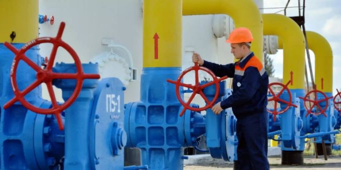 Mitarbeiter eines Gasunternehmens im ukrainischen Bojarka 2015 Mitarbeiter eines Gasunternehmens im ukrainischen Bojarka 2015