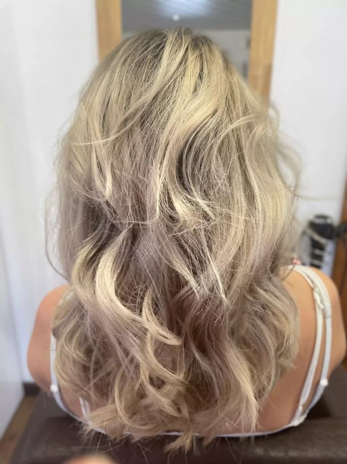Schöne Farbverläufe sind beim «Coiffeur Einzigartig» besonders gefragt. Coiffeur Einzigartig