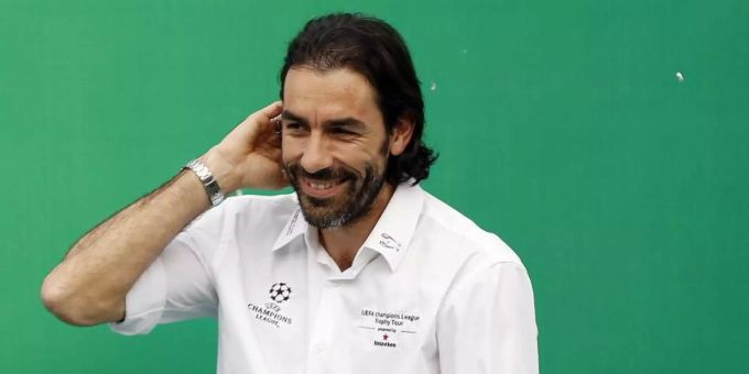 Robert Pires, ehemaliger Weltklassespieler des FC Arsenal. Foto: Luong Thai Linh/EPA/dpa Robert Pires, ehemaliger Weltklassespieler des FC Arsenal. Foto: Luong Thai Linh/EPA/dpa