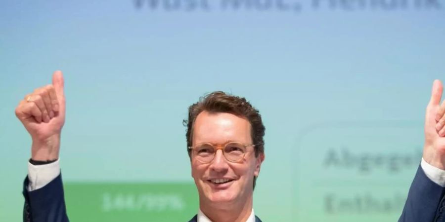 Wird er der Nachfolger von Armin Laschet? Hendrik Wüst!. Foto: Friso Gentsch/dpa