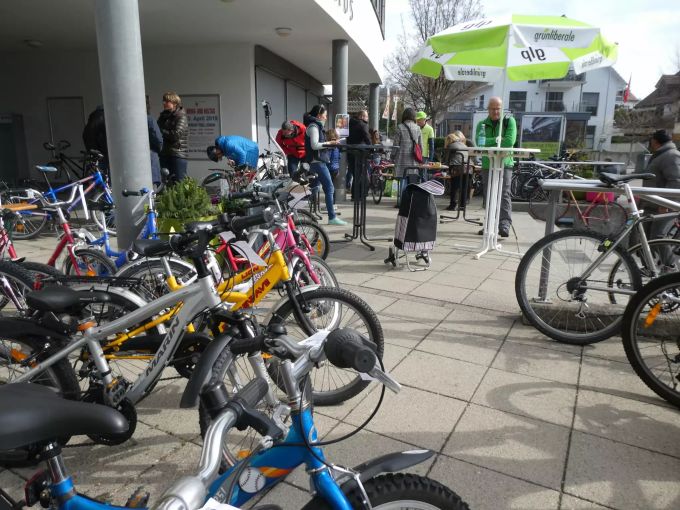 Um den Veloverkehr zu fördern, organisiert die glp Stäfa jeweils im Frühling eine Velobörse. glp Stäfa