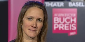SCHWEIZER BUCHPREIS 2021 MARTINA CLAVADETSCHER
