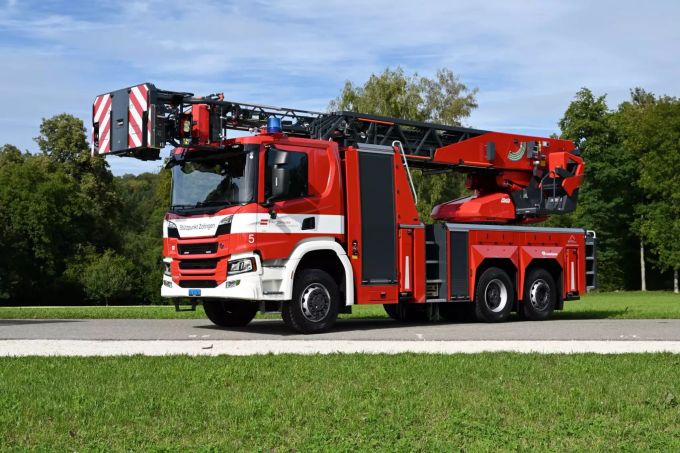 Das neue Fahrzeug der Stützpunktfeuerwehr Zofingen. Stützpunktfeuerwehr Zofingen Fahrzeug