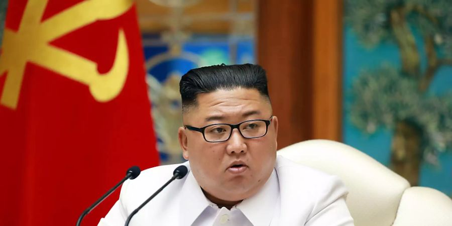 ARCHIV - Auf Vorschlag von Nordkoreas Machthaber Kim Jong Un hat das Politbüro der Arbeiterpartei einen neuen Premierminister ernannt. Foto: -/KCNA via YNA/dpa - ACHTUNG: Nur zur redaktionellen Verwendung im Zusammenhang mit der aktuellen Berichterstattung und nur mit vollständiger Nennung des vorstehenden Credits