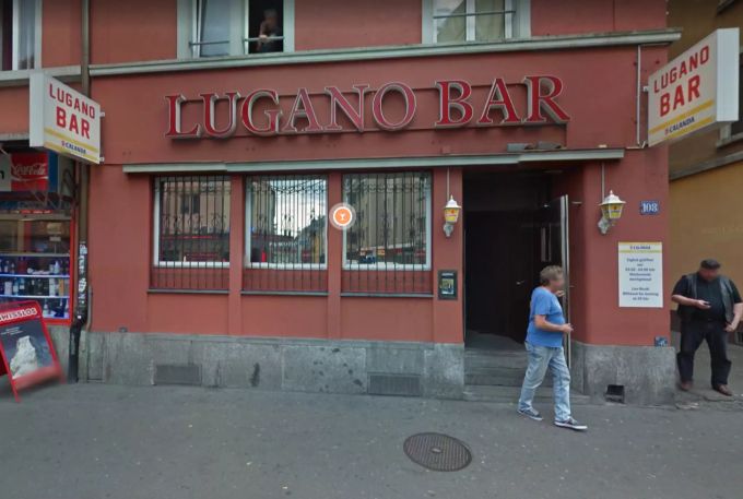 Die 50 Prostituierten leben auf nur drei Etagen über der Lugano Bar. langstrasse