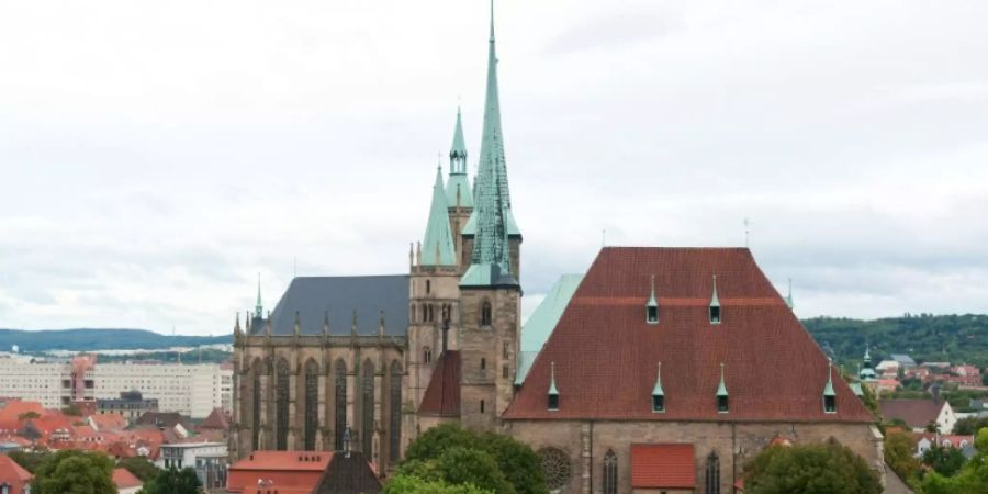 Blick auf Dom und Severikirche in Erfurt